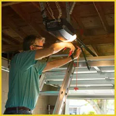 Garage Doors Store Repairs Tuckahoe, NY 914-502-1814 - side-opener-08m